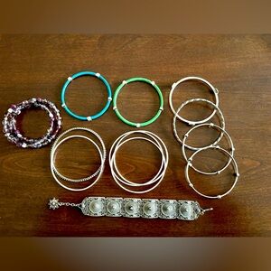 Lot of very nice bracelets